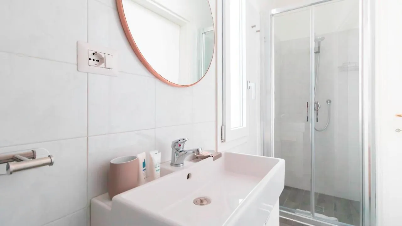 Eustachi 16 Apartment Milan Italy